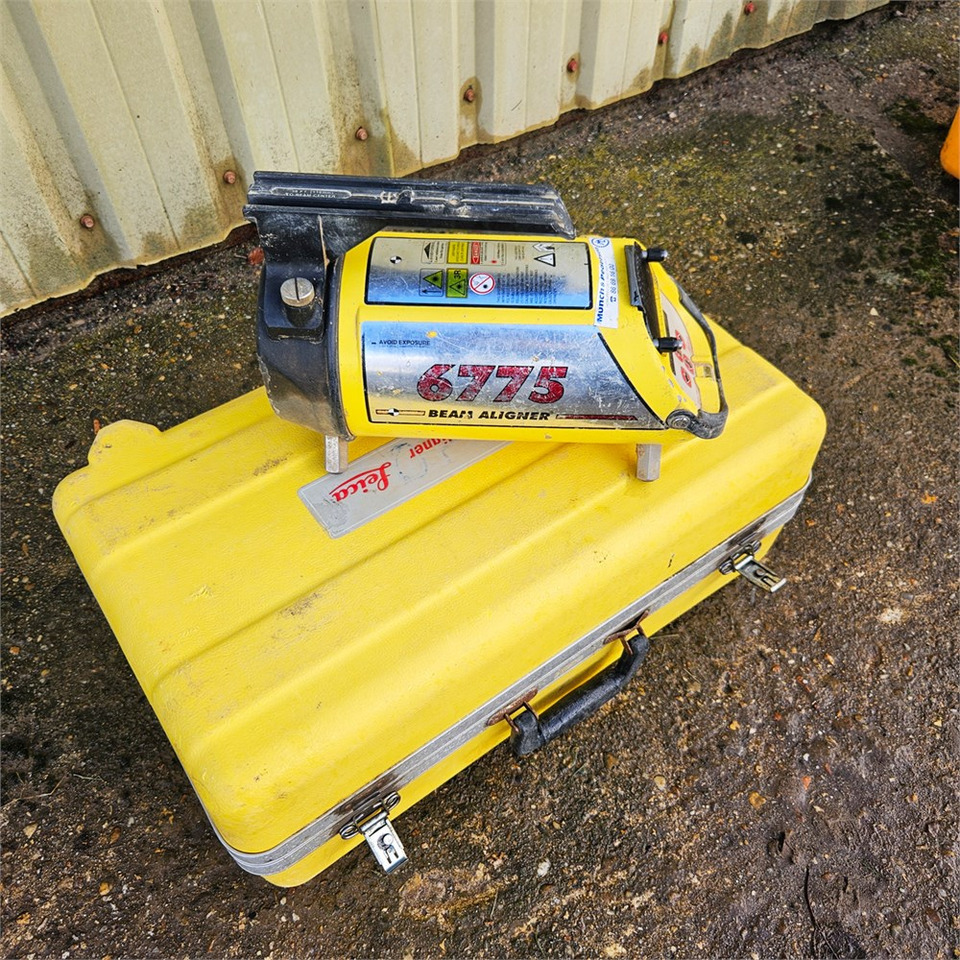 Leica 6775 - 건설장비 : 사진 1 Leica 6775 - 건설장비 : 사진 1