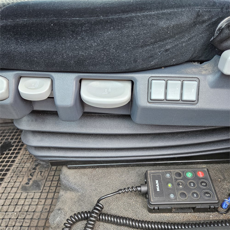 리스 MAN TGL 12.250 MAN TGL 12.250 : 사진 19