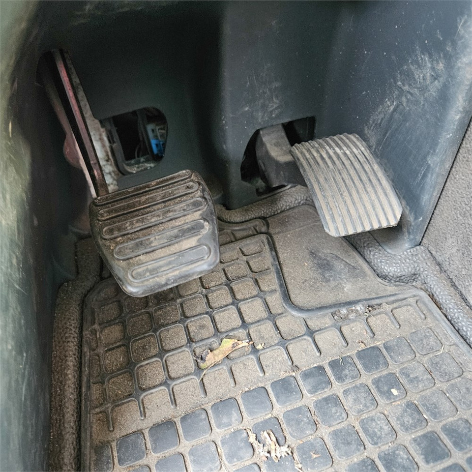 리스 MAN TGL 12.250 MAN TGL 12.250 : 사진 36