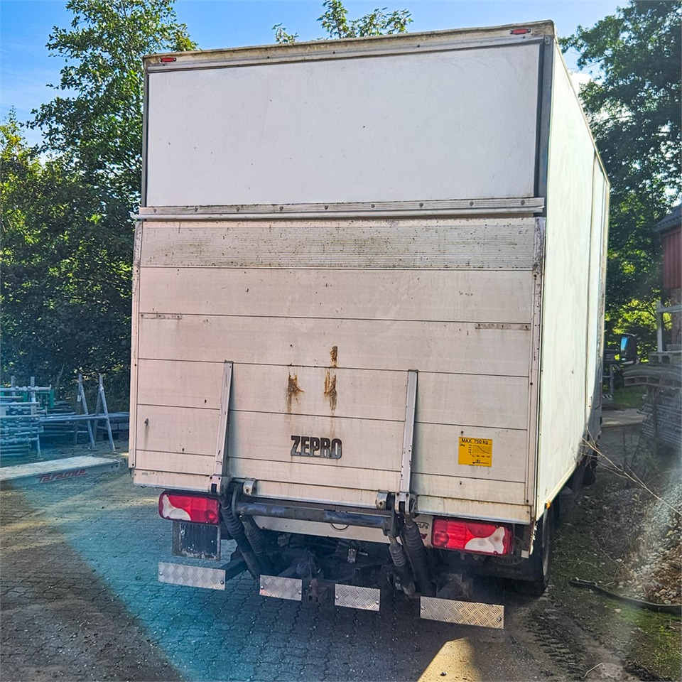 Mercedes Sprinter 515 Cdi - 박스 밴 : 사진 4 Mercedes Sprinter 515 Cdi - 박스 밴 : 사진 4