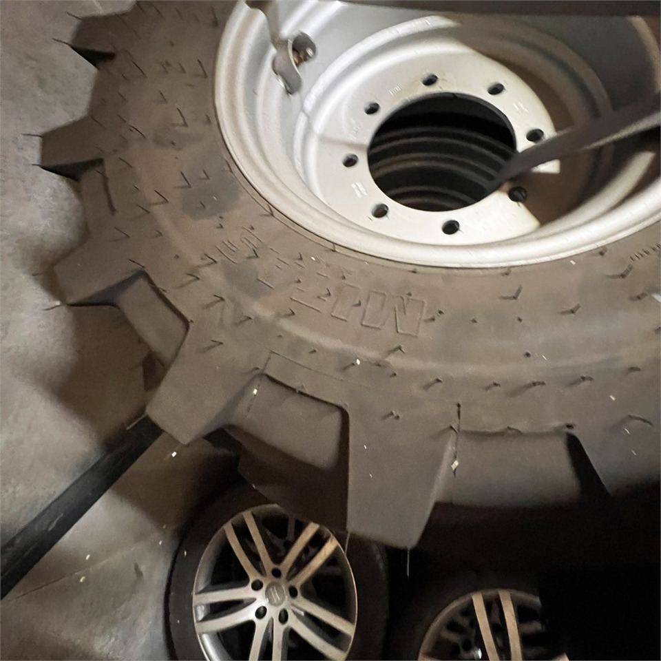 Mitas MPT-01 - 휠 및 타이어 패키지 : 사진 5 Mitas MPT-01 - 휠 및 타이어 패키지 : 사진 5