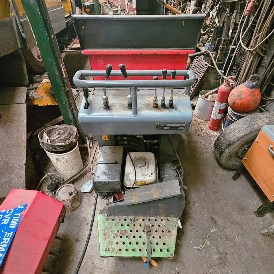 Neuson TD9PL - 미니 덤프 : 사진 3 Neuson TD9PL - 미니 덤프 : 사진 3