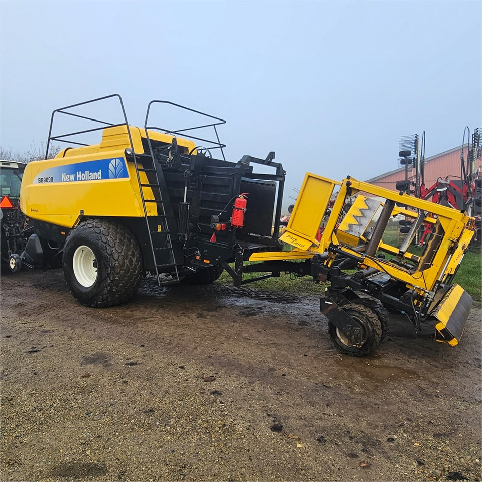 New Holland BB9090 - 건초 및 목초 장비 : 사진 4 New Holland BB9090 - 건초 및 목초 장비 : 사진 4