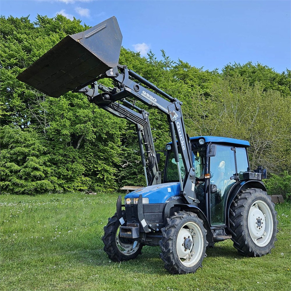 New Holland TN55D - 장궤형 트랙터 : 사진 5 New Holland TN55D - 장궤형 트랙터 : 사진 5
