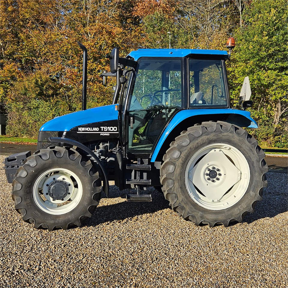 New Holland TS 100 - 장궤형 트랙터 : 사진 3 New Holland TS 100 - 장궤형 트랙터 : 사진 3