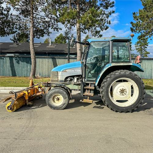 New Holland TS90 - 장궤형 트랙터 : 사진 5 New Holland TS90 - 장궤형 트랙터 : 사진 5