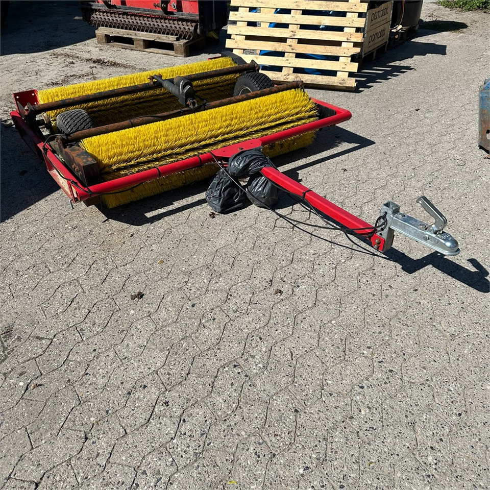 Redexim S-Brush - 정원 모어 : 사진 5 Redexim S-Brush - 정원 모어 : 사진 5