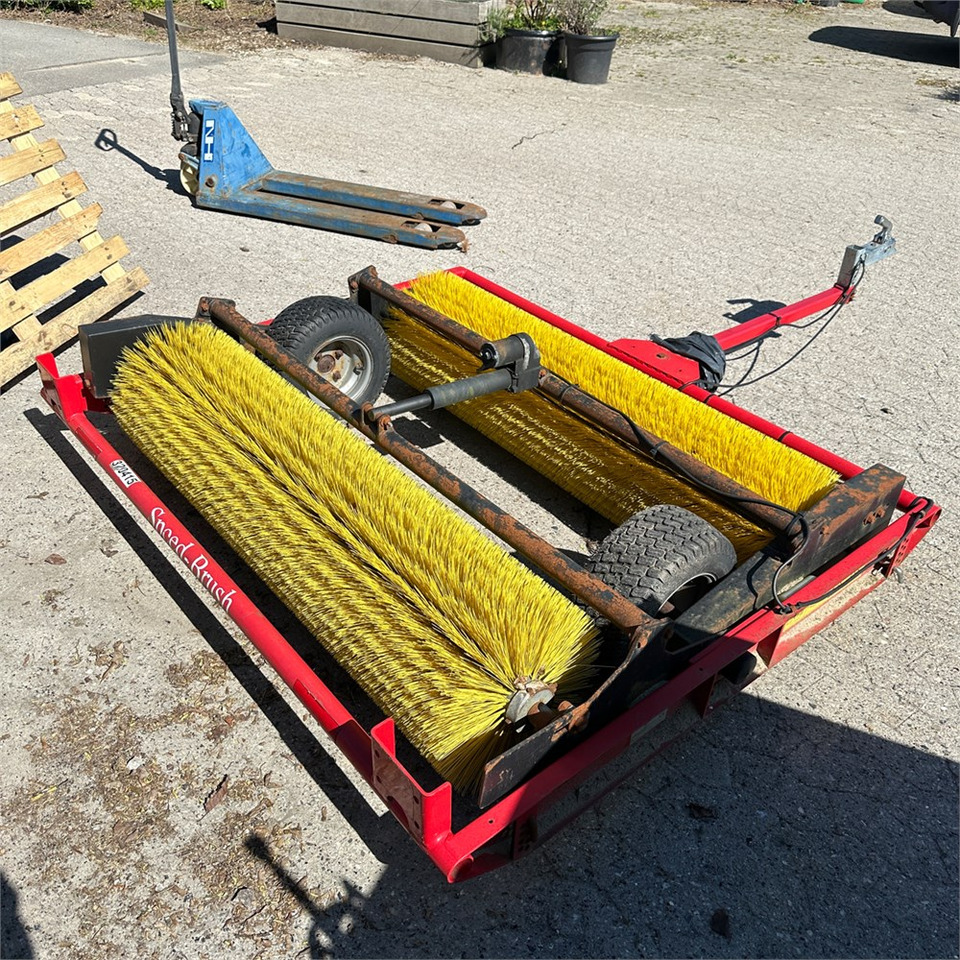 Redexim S-Brush - 정원 모어 : 사진 1 Redexim S-Brush - 정원 모어 : 사진 1