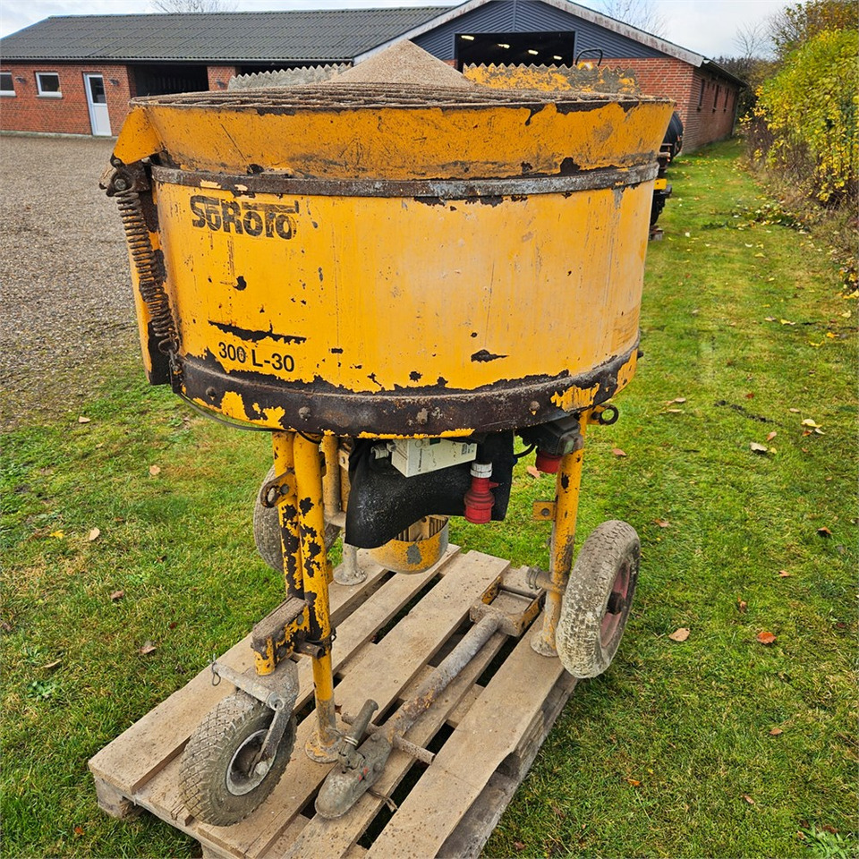 Soroto 300 L-30 - 콘크리트 믹서 : 사진 1 Soroto 300 L-30 - 콘크리트 믹서 : 사진 1