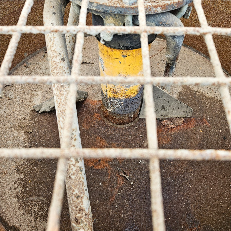 Soroto 300 L-30 - 콘크리트 믹서 : 사진 5 Soroto 300 L-30 - 콘크리트 믹서 : 사진 5