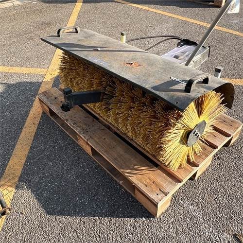 Stiga PA 501 Sweeper - 정원 모어 : 사진 3 Stiga PA 501 Sweeper - 정원 모어 : 사진 3