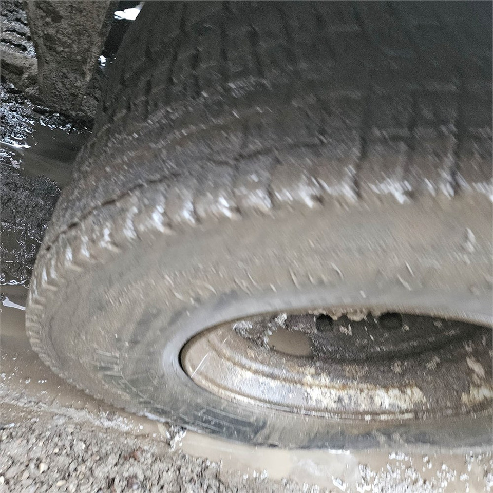 리스 Volvo 420 Volvo 420 : 사진 35