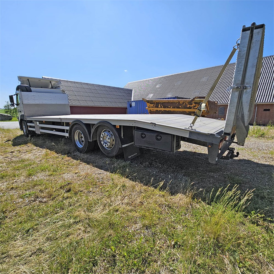 Volvo FM 330 - 자동 운반 장치 트럭 : 사진 4 Volvo FM 330 - 자동 운반 장치 트럭 : 사진 4