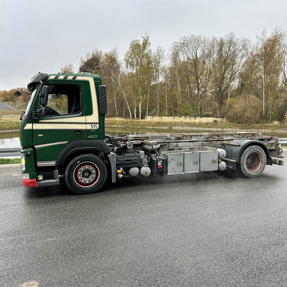 Volvo FM-330 - 케이블 시스템 트럭 : 사진 2 Volvo FM-330 - 케이블 시스템 트럭 : 사진 2