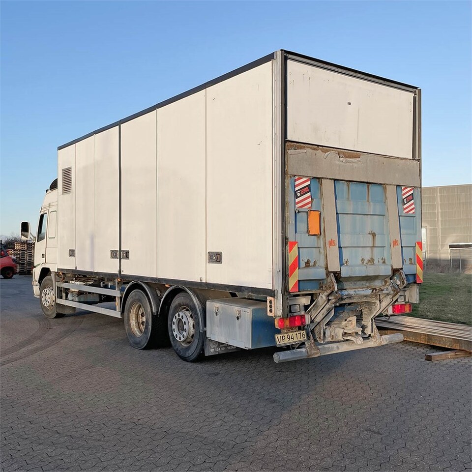Volvo FM12 - 박스 트럭 : 사진 4 Volvo FM12 - 박스 트럭 : 사진 4