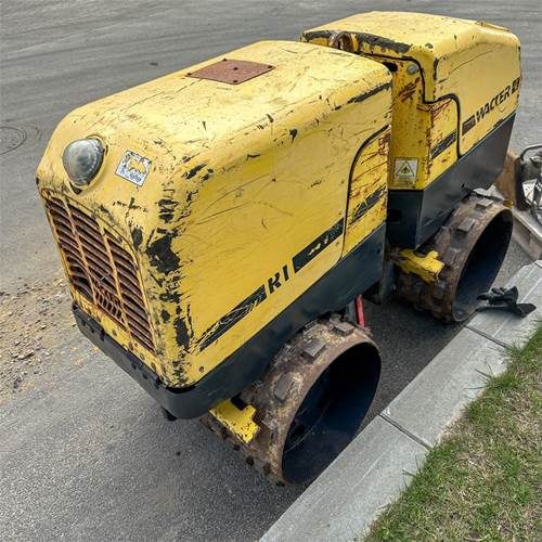 Wacker Neuson RT82 SC2 - 미니 롤러 : 사진 3 Wacker Neuson RT82 SC2 - 미니 롤러 : 사진 3
