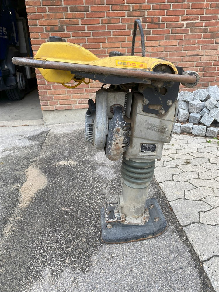 Wacker Neuson Rammer BS 50 - 2i - 래머 : 사진 1 Wacker Neuson Rammer BS 50 - 2i - 래머 : 사진 1