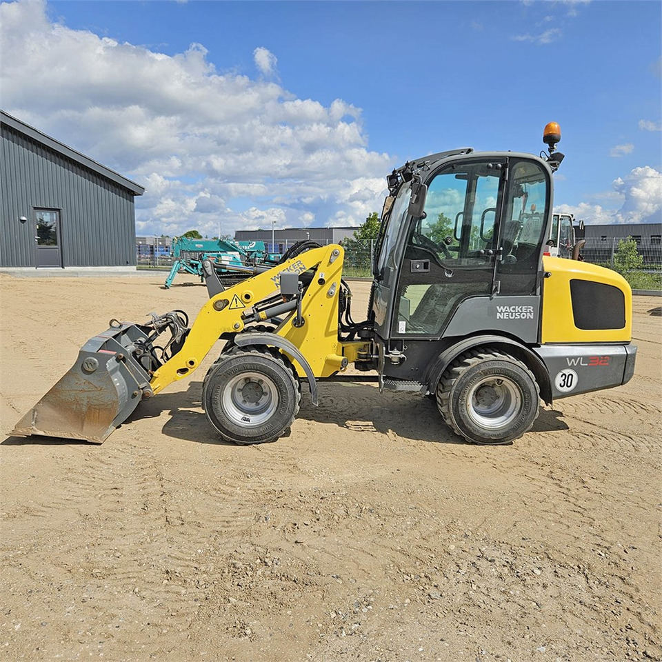 Wacker Neuson WL 32/RL30 - 휠 로더 : 사진 2 Wacker Neuson WL 32/RL30 - 휠 로더 : 사진 2