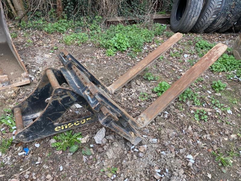 ENGCON TABLIER FOURCHE S 60 - 포크 : 사진 1 ENGCON TABLIER FOURCHE S 60 - 포크 : 사진 1