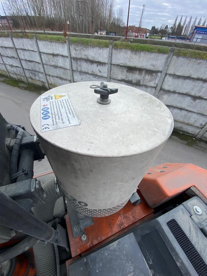 크롤러 굴삭기 HITACHI ZX 135US-7 : 사진 26