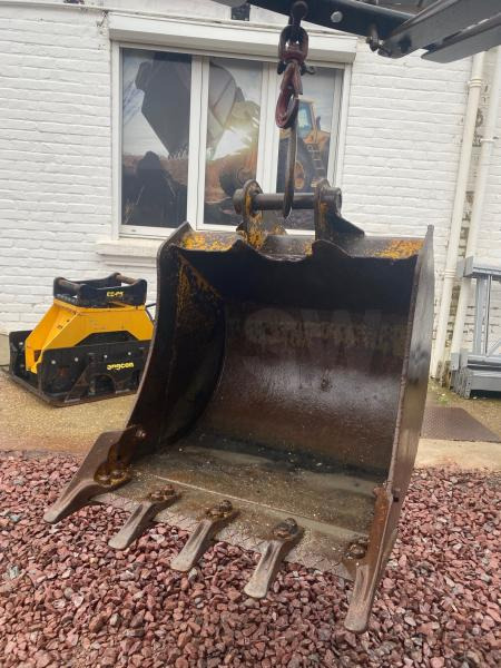 JCB LOT 3 GODETS CURAGE ET TERRASSEMENT 1M50/80CM/60CM - 굴삭기 버킷 건설기계 용 : 사진 2 JCB LOT 3 GODETS CURAGE ET TERRASSEMENT 1M50/80CM/60CM - 굴삭기 버킷 건설기계 용 : 사진 2