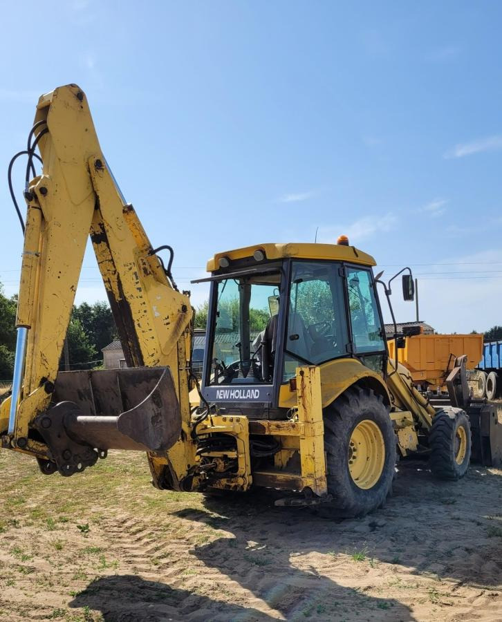 New Holland B 110 - 백호 로더 : 사진 3 New Holland B 110 - 백호 로더 : 사진 3