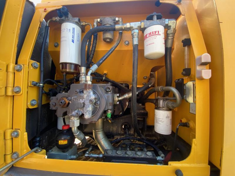 크롤러 굴삭기 Volvo EC160 CL : 사진 16