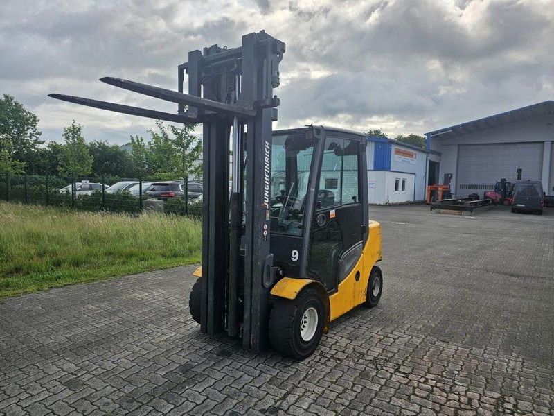 Jungheinrich DFG430S 650DZ - 디젤 지게차 : 사진 2 Jungheinrich DFG430S 650DZ - 디젤 지게차 : 사진 2