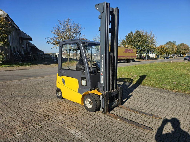 Jungheinrich EFG430 - 전기 지게차 : 사진 4 Jungheinrich EFG430 - 전기 지게차 : 사진 4