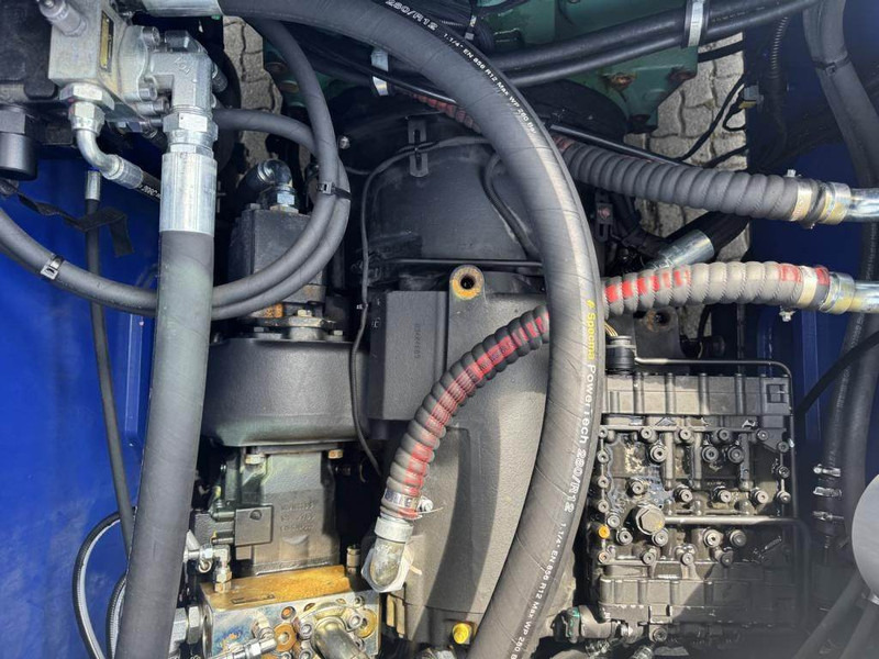 리치 스태커 Kalmar DRG420-60S5 : 사진 8 리치 스태커 Kalmar DRG420-60S5 : 사진 8