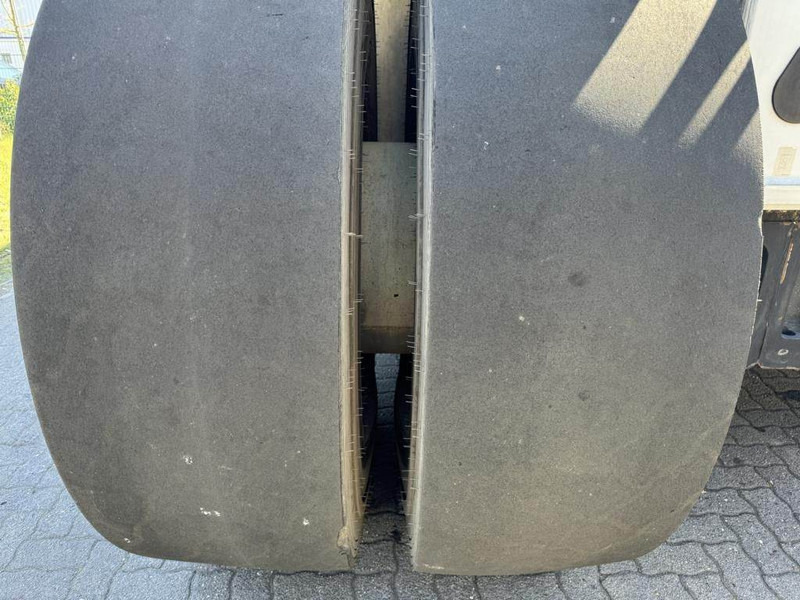 리치 스태커 Kalmar DRG450-60S5 : 사진 7 리치 스태커 Kalmar DRG450-60S5 : 사진 7