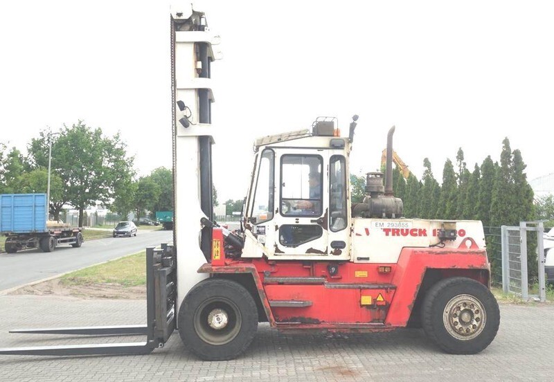 Svetruck 13.6-120-32 - 디젤 지게차 : 사진 2 Svetruck 13.6-120-32 - 디젤 지게차 : 사진 2