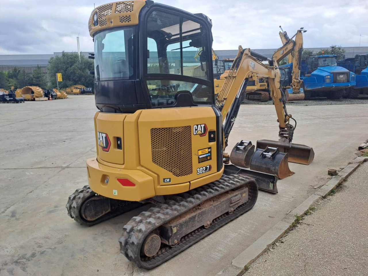CAT 302.7 - 크롤러 굴삭기 : 사진 3 CAT 302.7 - 크롤러 굴삭기 : 사진 3