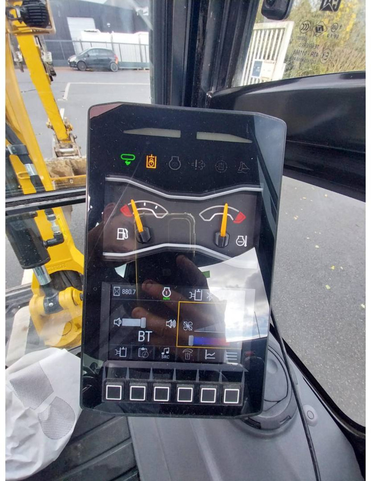 CAT 302 - 크롤러 굴삭기 : 사진 5 CAT 302 - 크롤러 굴삭기 : 사진 5