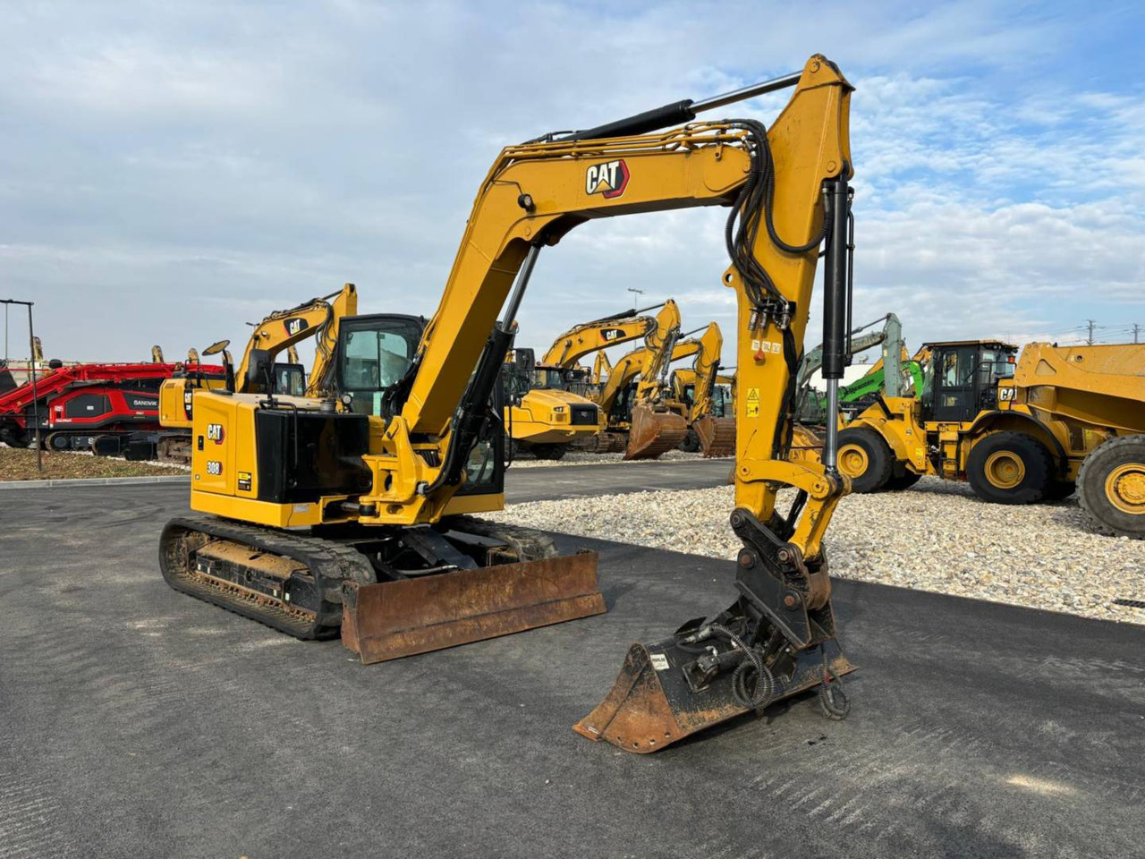 CAT 308 - 크롤러 굴삭기 : 사진 1 CAT 308 - 크롤러 굴삭기 : 사진 1