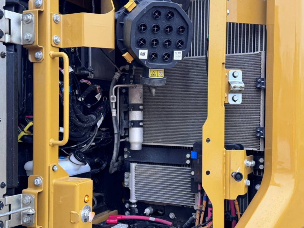 크롤러 굴삭기 CAT 315-07 : 사진 23