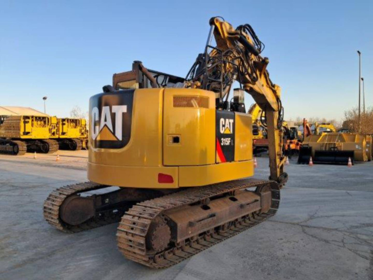 CAT 315F - 크롤러 굴삭기 : 사진 3 CAT 315F - 크롤러 굴삭기 : 사진 3