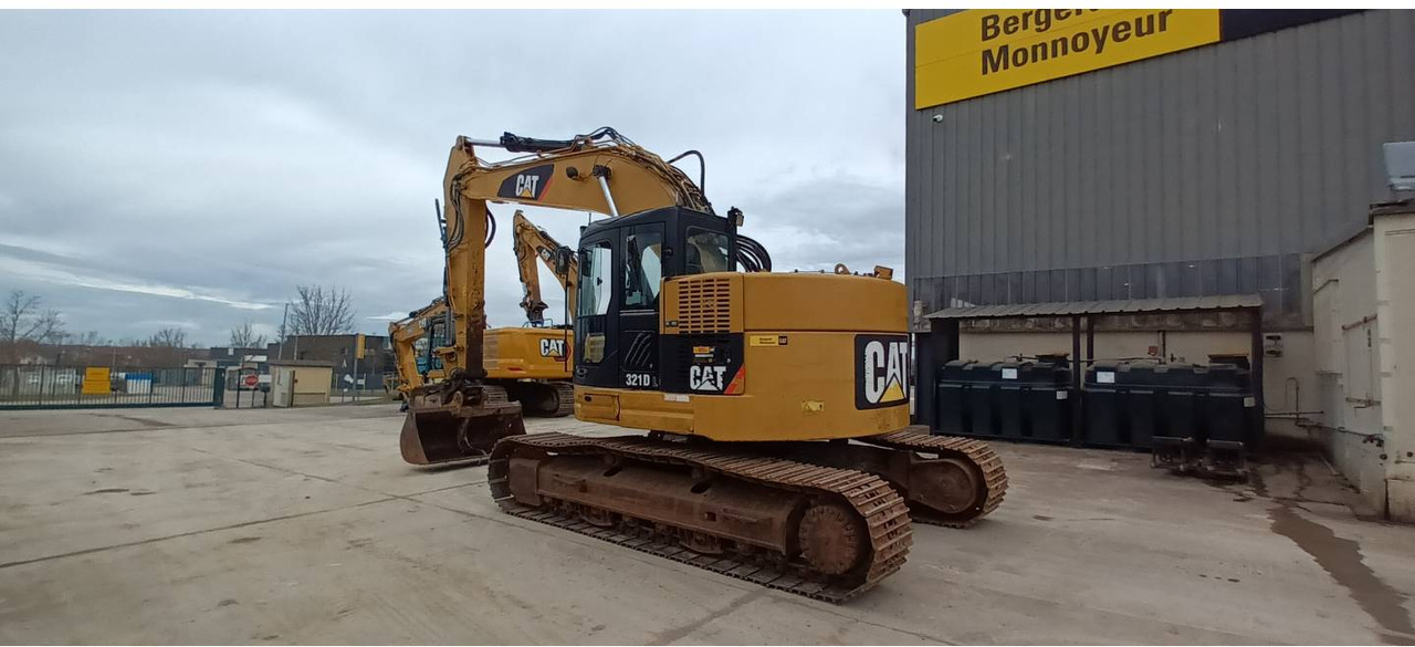 CAT 321D CR - 크롤러 굴삭기 : 사진 4 CAT 321D CR - 크롤러 굴삭기 : 사진 4