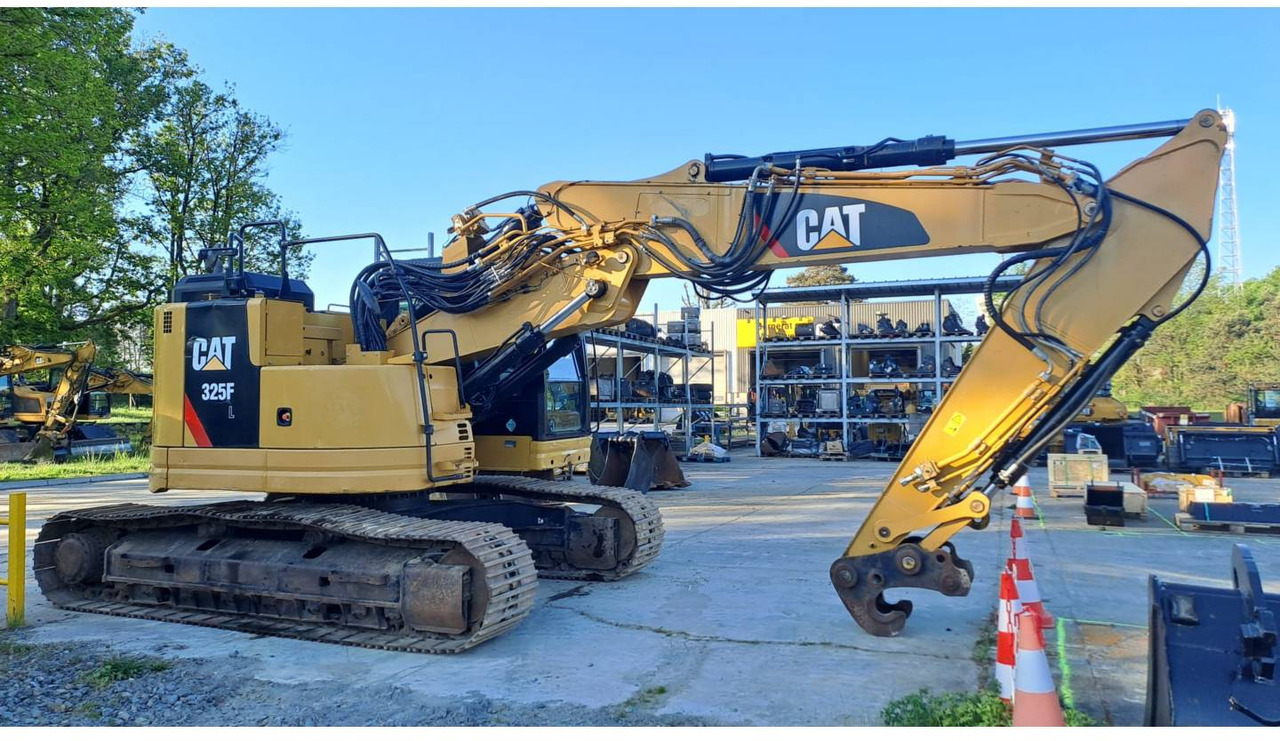 CAT 325F CR - 크롤러 굴삭기 : 사진 1 CAT 325F CR - 크롤러 굴삭기 : 사진 1