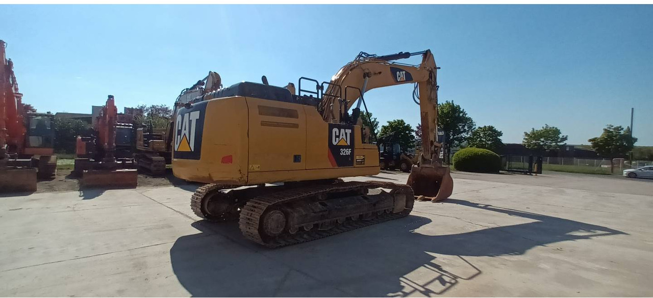 CAT 326F - 크롤러 굴삭기 : 사진 3 CAT 326F - 크롤러 굴삭기 : 사진 3