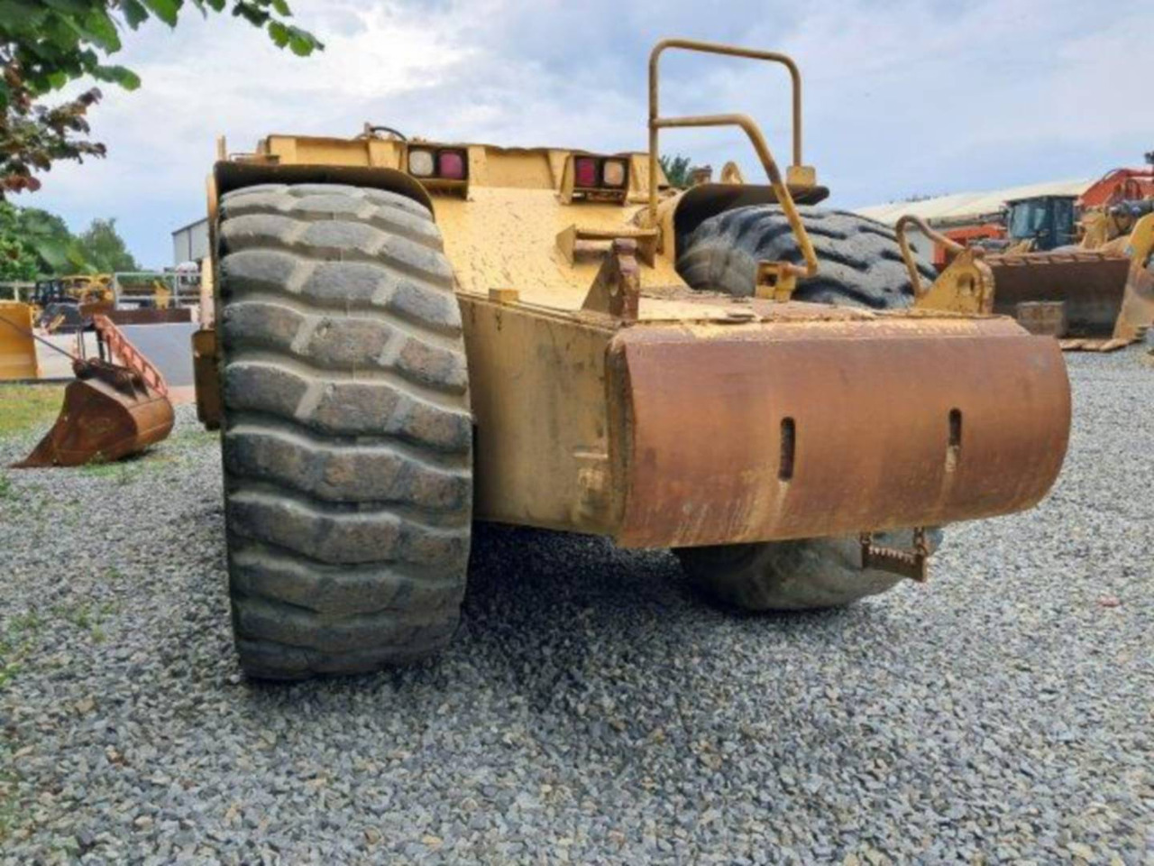 CAT 621F - 스크레이퍼 : 사진 4 CAT 621F - 스크레이퍼 : 사진 4