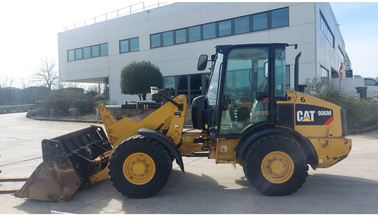 CAT 906M - 휠 로더 : 사진 4 CAT 906M - 휠 로더 : 사진 4