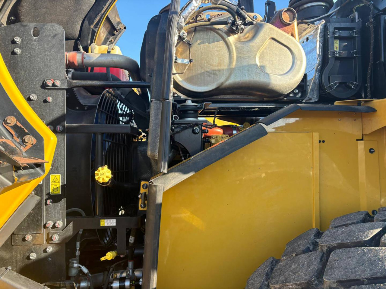 휠 로더 CAT 950M : 사진 22