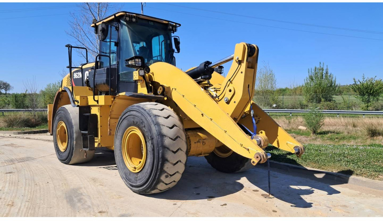 CAT 962M - 휠 로더 : 사진 2 CAT 962M - 휠 로더 : 사진 2