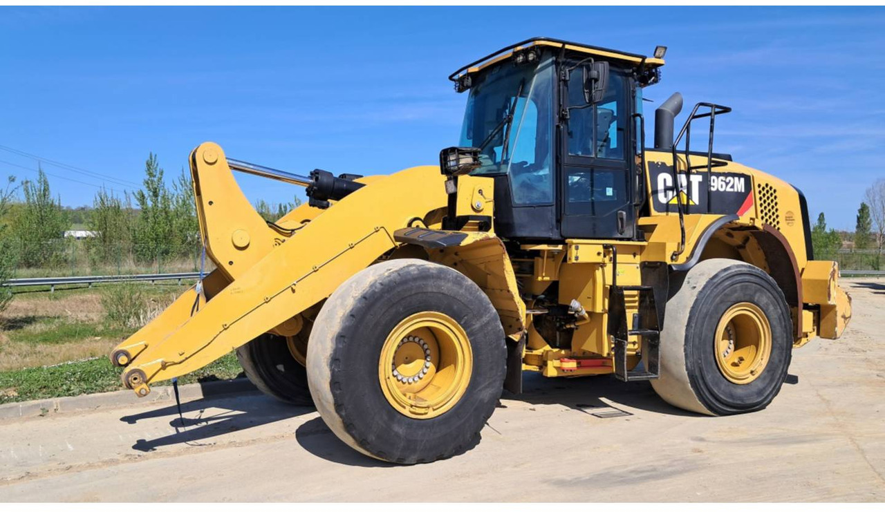 CAT 962M - 휠 로더 : 사진 1 CAT 962M - 휠 로더 : 사진 1
