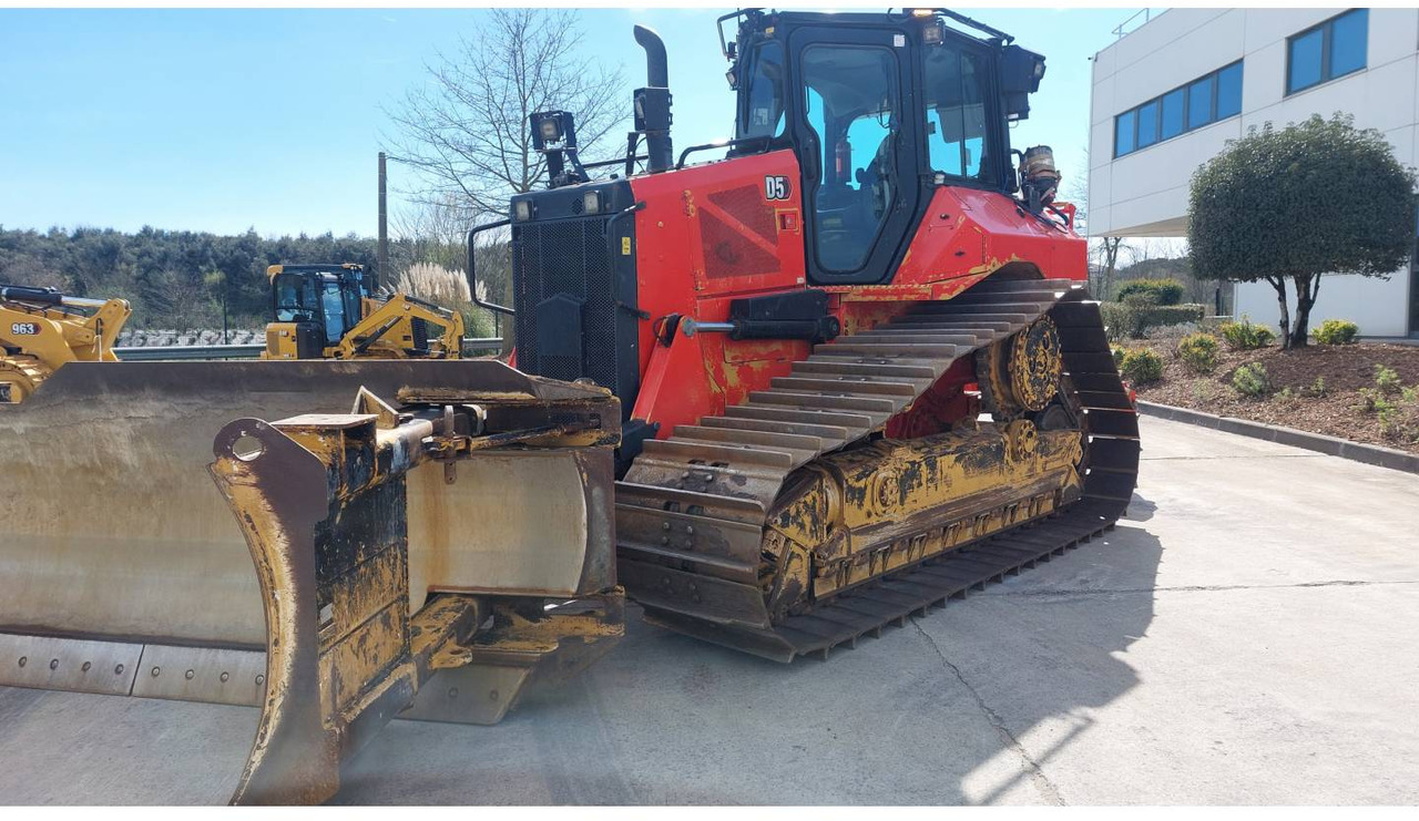 CAT D5 - 불도저 : 사진 1 CAT D5 - 불도저 : 사진 1