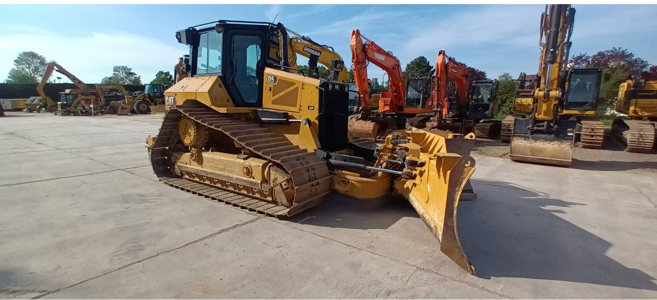 CAT D5 - 불도저 : 사진 2 CAT D5 - 불도저 : 사진 2