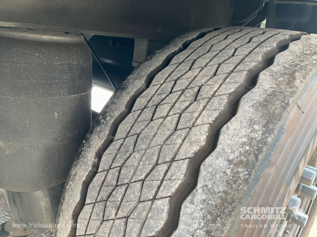 SCHMITZ Semiremolque Frigo Standard - 등온 세미 트레일러 : 사진 5 SCHMITZ Semiremolque Frigo Standard - 등온 세미 트레일러 : 사진 5