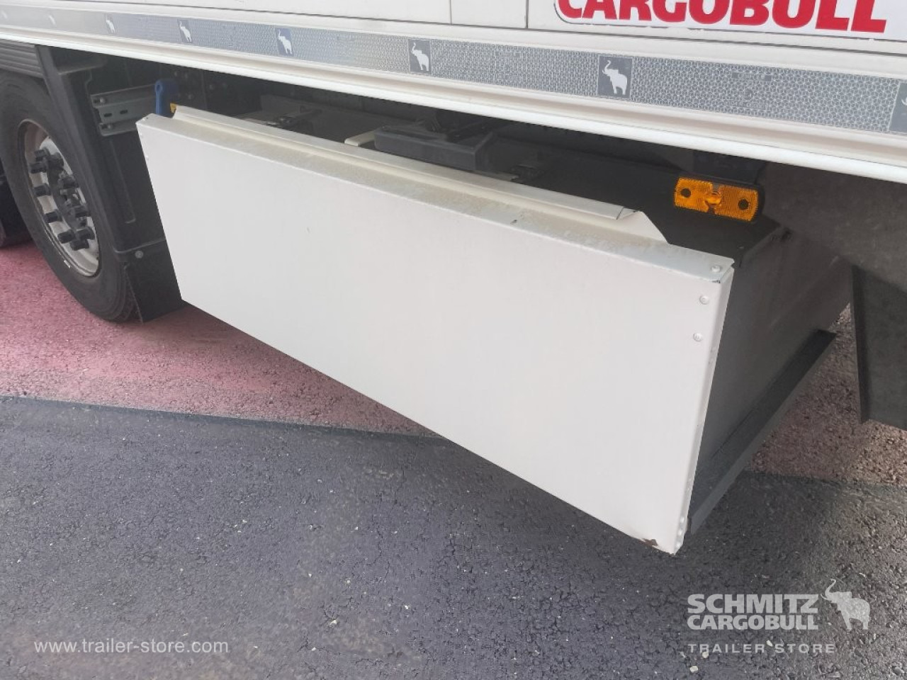SCHMITZ Semiremolque Frigo Standard - 등온 세미 트레일러 : 사진 4 SCHMITZ Semiremolque Frigo Standard - 등온 세미 트레일러 : 사진 4