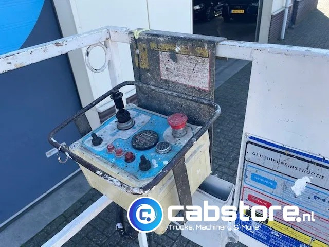 Iteco IG 4080 Schaarhoogwerker Abeitsbuhne - Skylift - Year 2001 - High 6.2 meter - 시저 리프트 : 사진 4 Iteco IG 4080 Schaarhoogwerker Abeitsbuhne - Skylift - Year 2001 - High 6.2 meter - 시저 리프트 : 사진 4